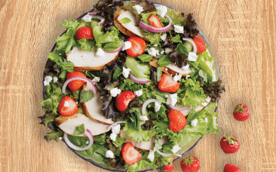 Driscoll’s Strawberry Goat Cheese Salad with Balsamic Grilled Chicken